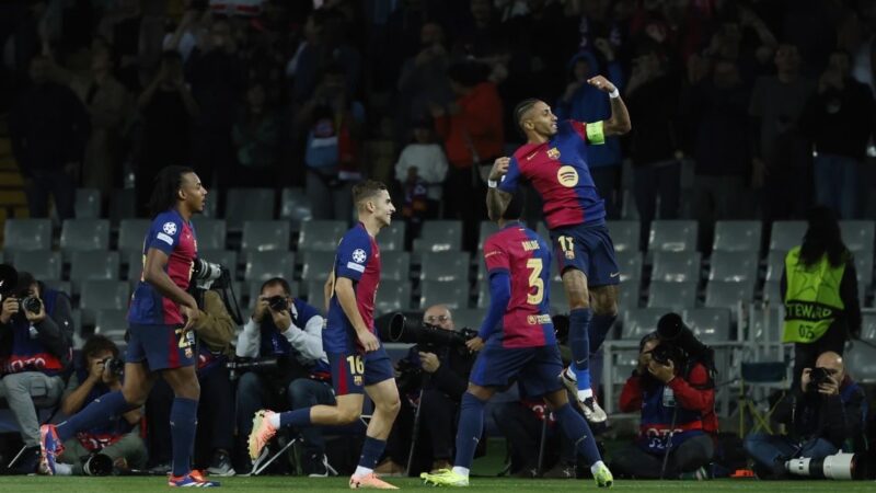 Les Brésiliens en Feu : Raphinha, comme Vinicius, s’illustre avec un triplé, Barcelone écrase le Bayern Munich 4-1