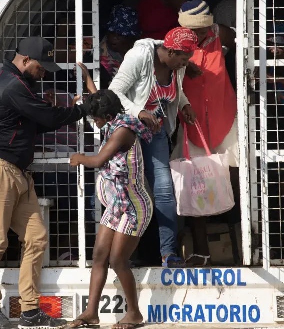 Expulsions brutales d’Haïtiens en République Dominicaine: l’État haïtien dénonce mais n’agit pas