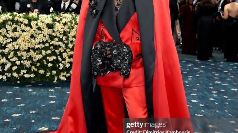 La créatrice haïtienne Jovana Benoit illumine le Met Gala 2025 avec une ode stylée à l’héritage noir