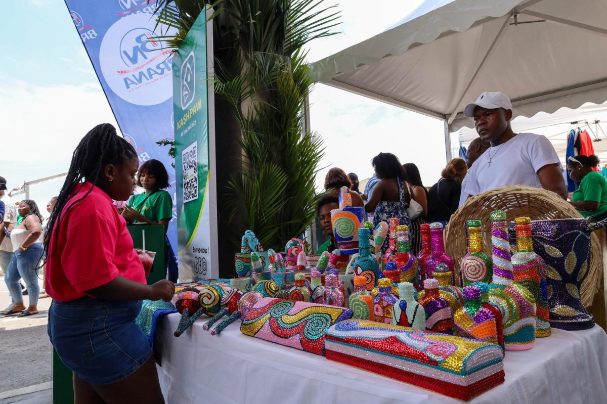 1er mai 2025 : Quand le peuple plante l’espoir sous les cendres de la crise