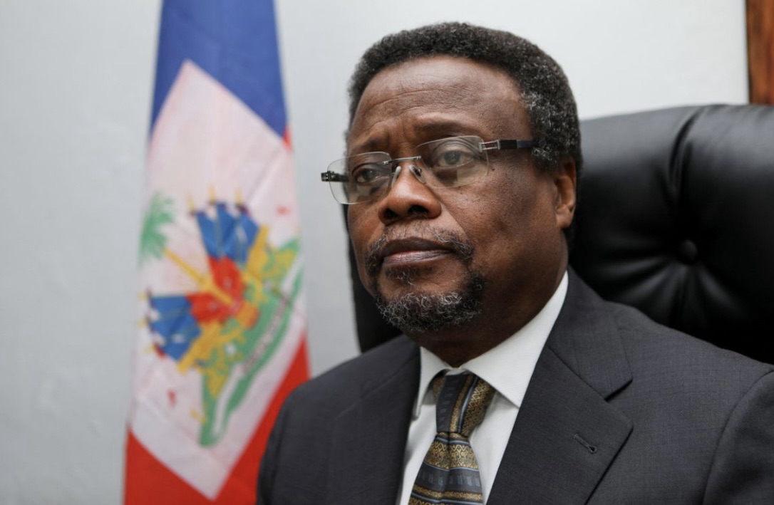 Budget de guerre” ou guerre du budget ? Le coup d’épée dans l’eau de Fritz Jean