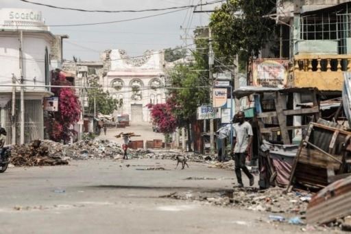 Port-au-Prince: gangs repoussés, civils exposés, la bataille du centre-ville se poursuit