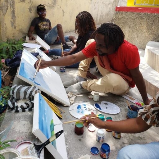 À la découverte de Kay Jèn yo, un havre de créativité et de solidarité à Carrefour