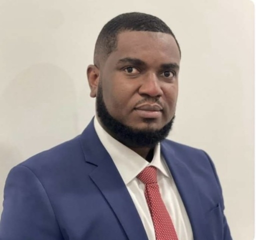 Arrestation, audition puis libération, le directeur de l’immigration exposé dans une affaire de passeports controversée