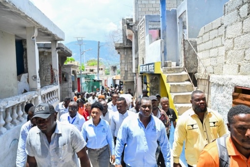 Le gouvernement lance le projet« Retour au quartier », un pari face aux réalités du terrain